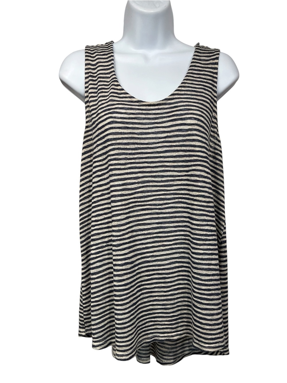 W5 (Anthro) blue & gray tank size medium